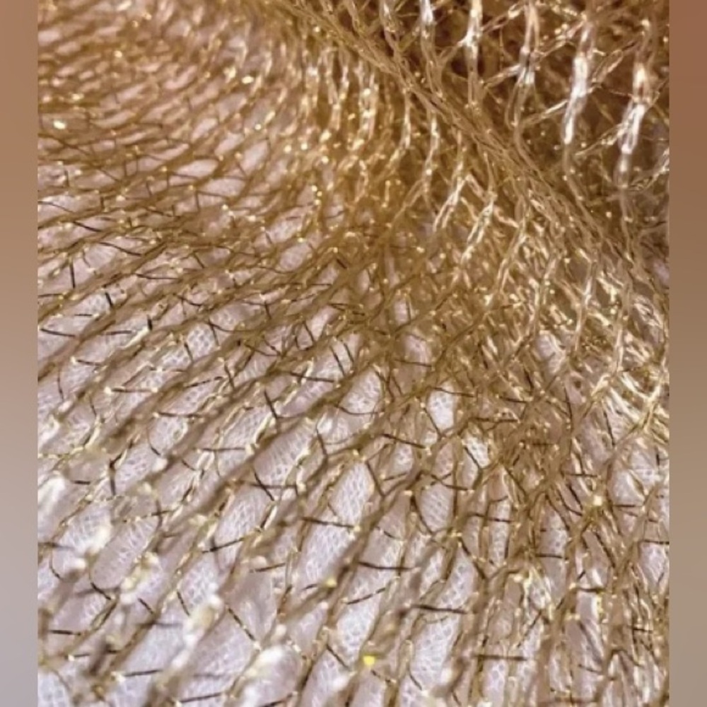 FASHION METALLIC MESH SCARF Gold Metallic Mesh Ladies Fashion Scarf with Fringe - Picture 4 of 5